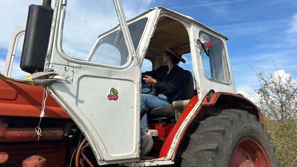 Gift voucher for tractor driving near Veliko Tarnovo