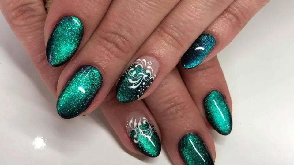 Voucher for lashes and gel manicure in Plovdiv