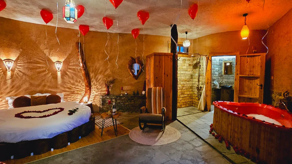 Romantic Getaway for Two in Zemlyanka House, Leshten