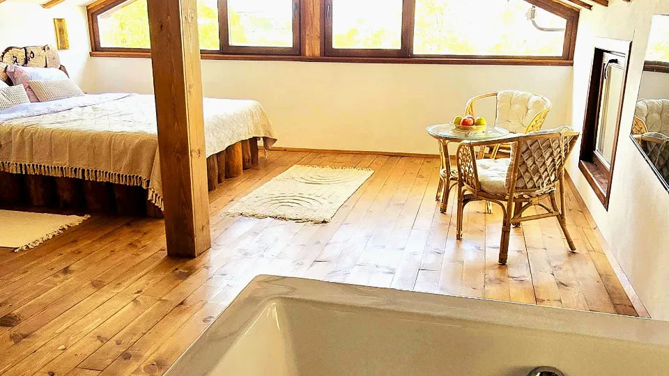 Romantic evening on the veranda – Villa Panorama 2, Leshten