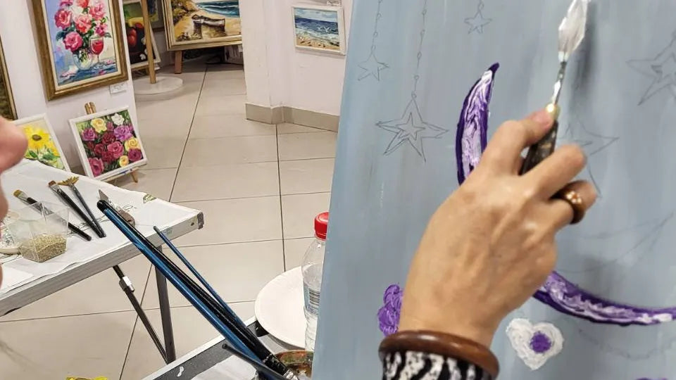 Acrylics and texture pastes class – mixed media painting workshop Sofia