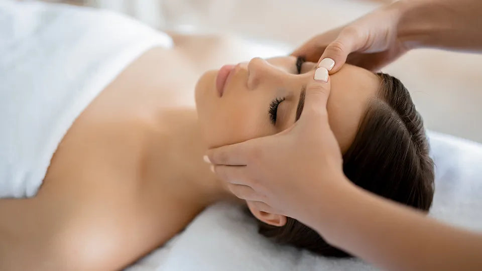 Full-body massage with warm natural oils at a studio in Lozenets, Sofia