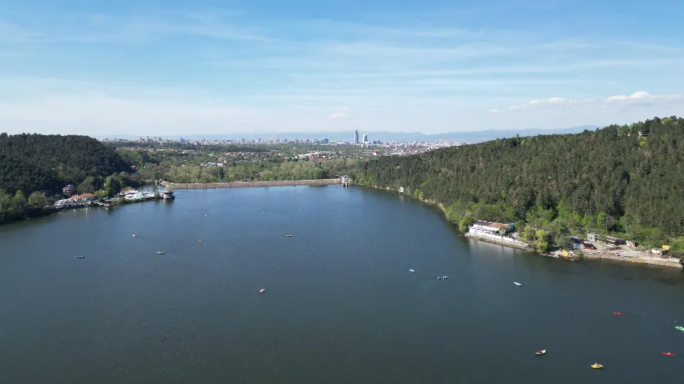 Drummer setting the pace in a dragon boat – Pancharevo Lake