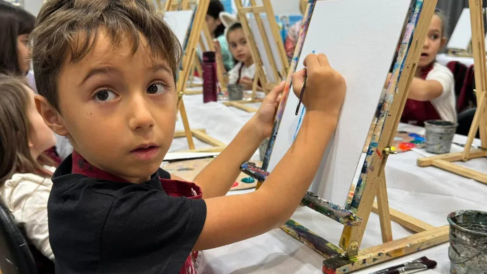 Voucher for kids' acrylic painting workshop in Sofia