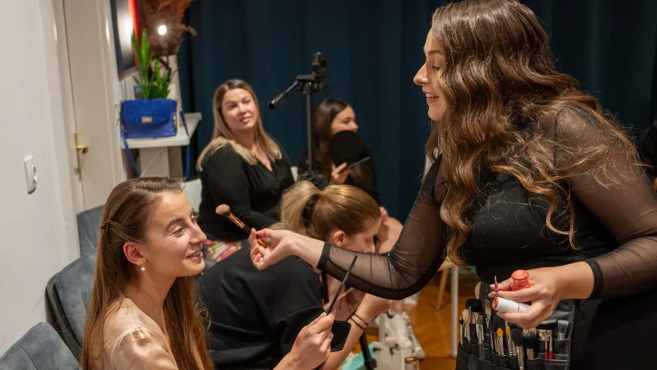 Грим и вино в София ваучер