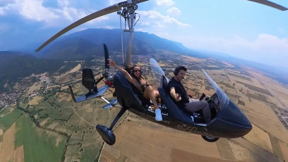 Intro piloting lesson on a gyrocopter near Panichishte