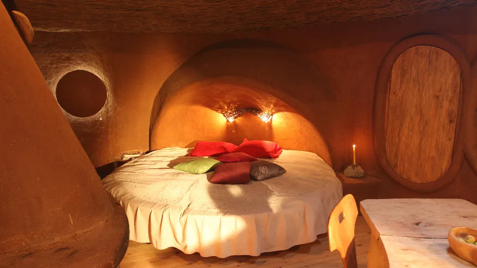 Magical House at Omaya Eco Village – romantic getaway for two in Gaitaninovo