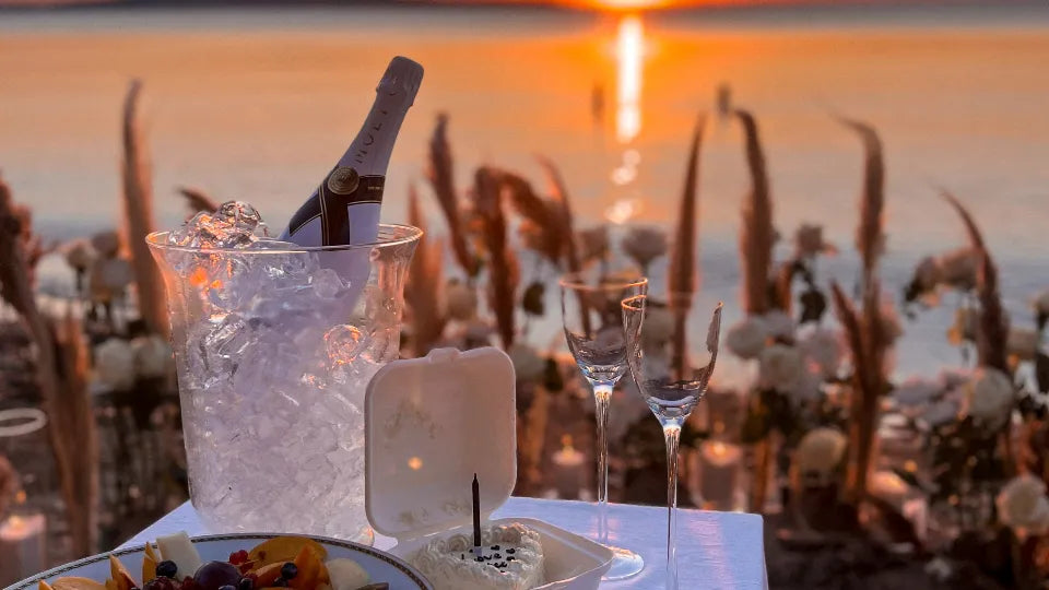 Романтичен пикник за двама на брега на морето по залез Южно Черноморие