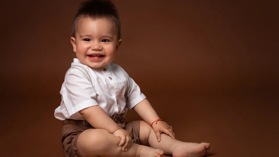 Sitter session in Sofia – baby photoshoot with props and accessories