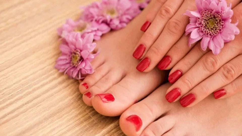 Voucher for gel polish manicure & pedicure with foot shiatsu massage in Sofia