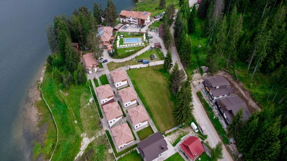 Sarnitsa villa rental near Lake Dospat – exterior view