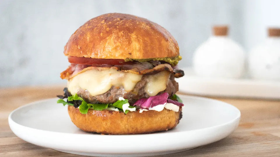 Gourmet burger cooking class in Plovdiv with brioche buns, beef, mozzarella, and pancetta