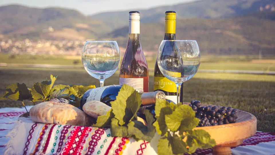 Romantic Picnic for Two near Plovdiv with Horseback Riding or E-Bike Option