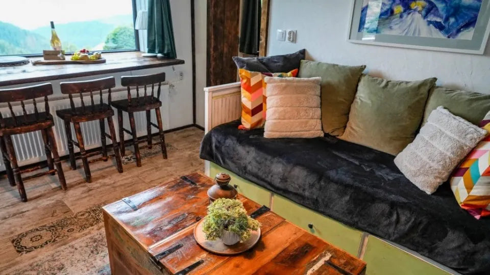 Приключенска почивка край Чепеларе Тишина, природа и комфорт в апартамент Ирис в Родопите