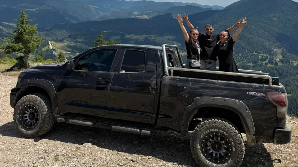 Ваучер ВИП разходка с голям джип за до 8 човека в Родопите Хижа Тешел, Ягодина