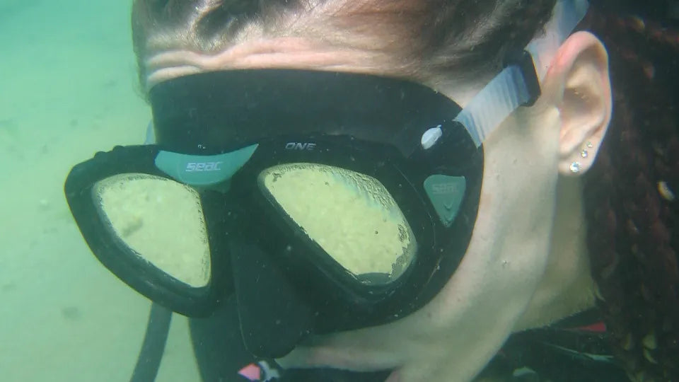 Gearing up for scuba dive at Shkorpilovtsi