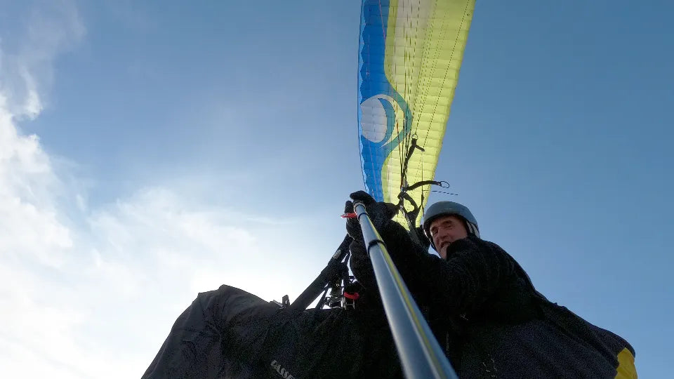 Acrobatic Paragliding with Petar Minchev in Sopot