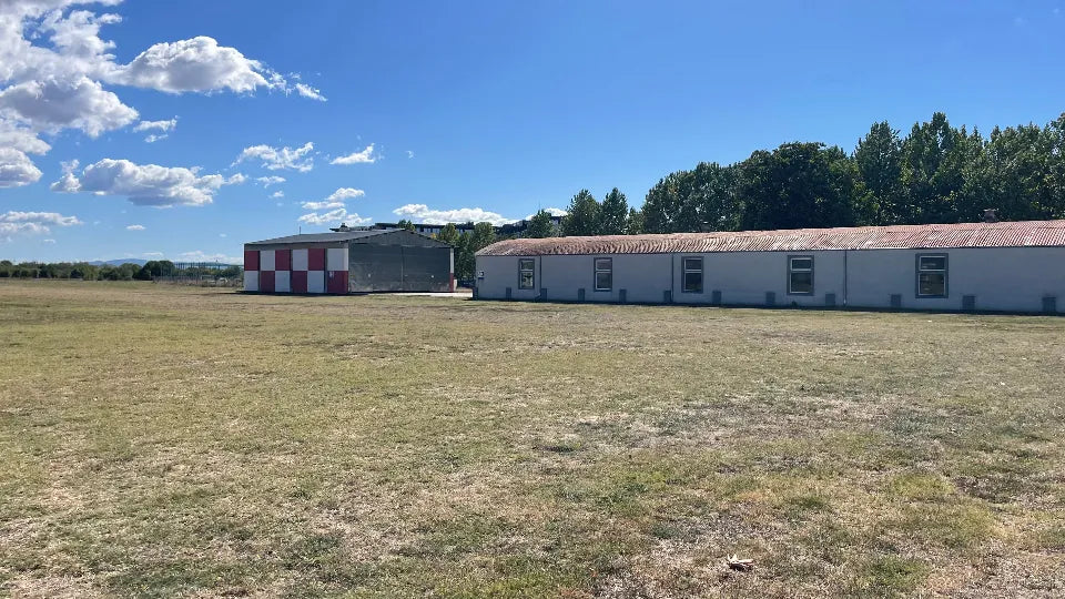 Урок по пилотиране на самолет в района на Казанлък Урок по пилотиране