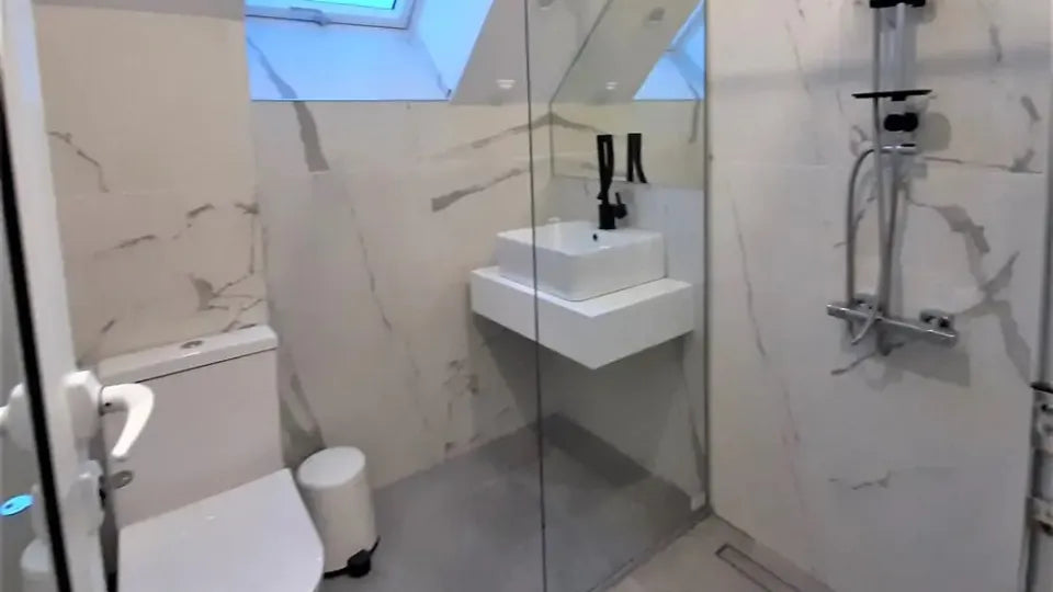 Gift voucher for a romantic apartment with bathtub in Velingrad