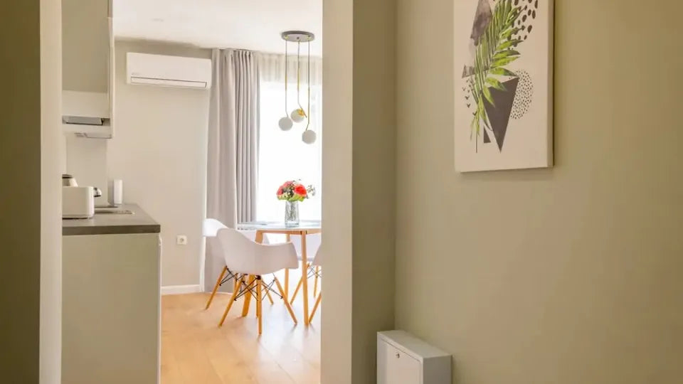 Bedroom with memory-foam mattress and private terrace – Velingrad