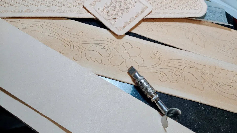Leather tools and hands-on class with a view of Tsarevets in Veliko Tarnovo
