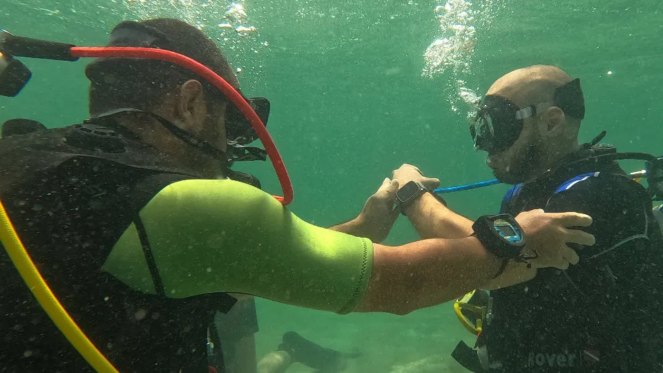 Instructor briefing for beginner scuba dive at Sea Station Nessebar
