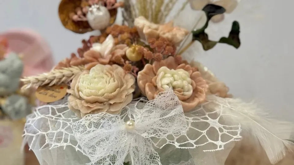 Candle class in Varna – choosing colors and fragrances