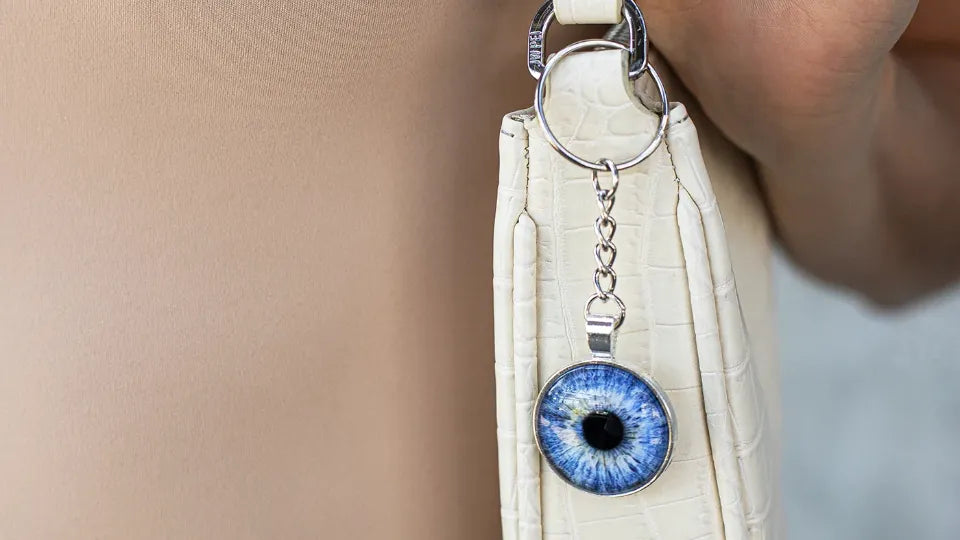 Iris photography Varna – personalized accessory option