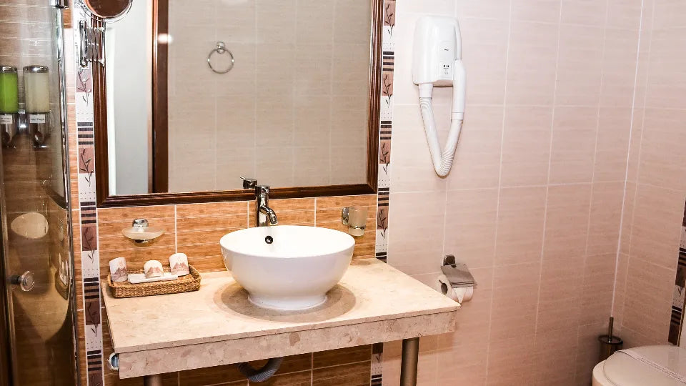 Belogradchik stay for two with Magura Cave wine tour