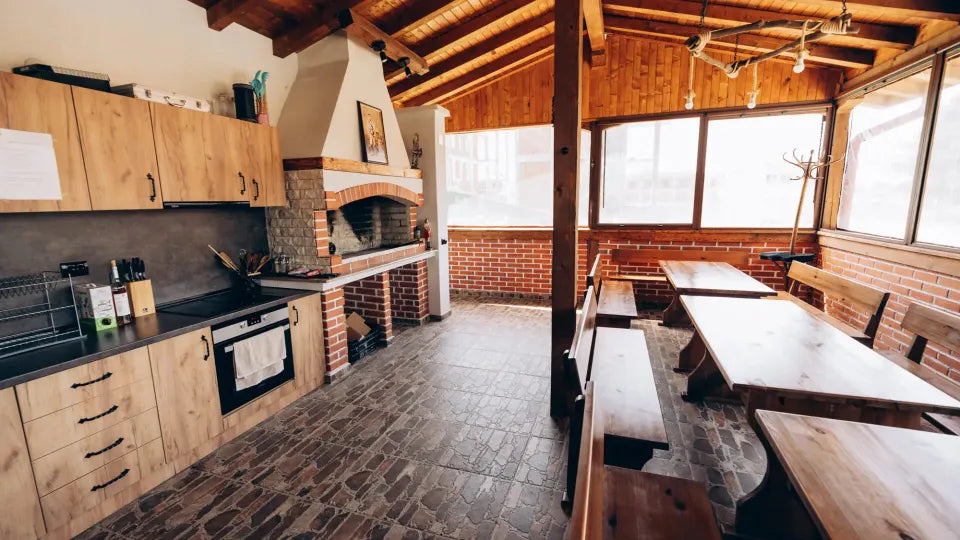 Уикенд в хармония с природата – Вашият оазис над Стрелча ваучер