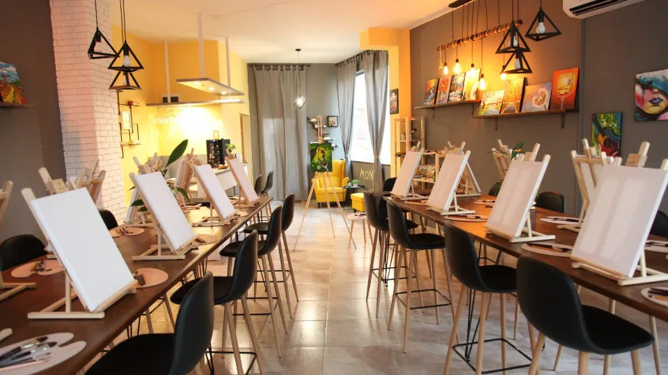Family painting workshop – parent and child create a canvas